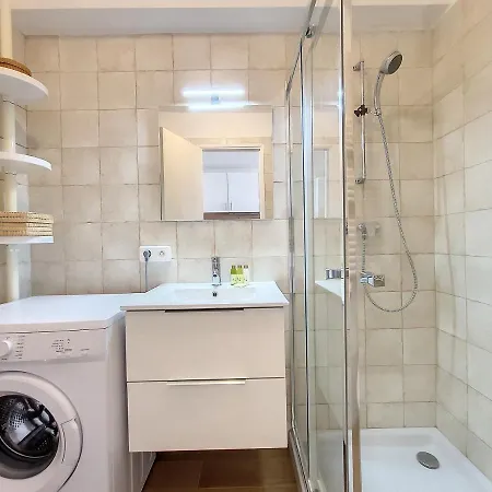 Nestor&jeeves - Thais - - Very Close Sea - Pedestrian Zone * Nice